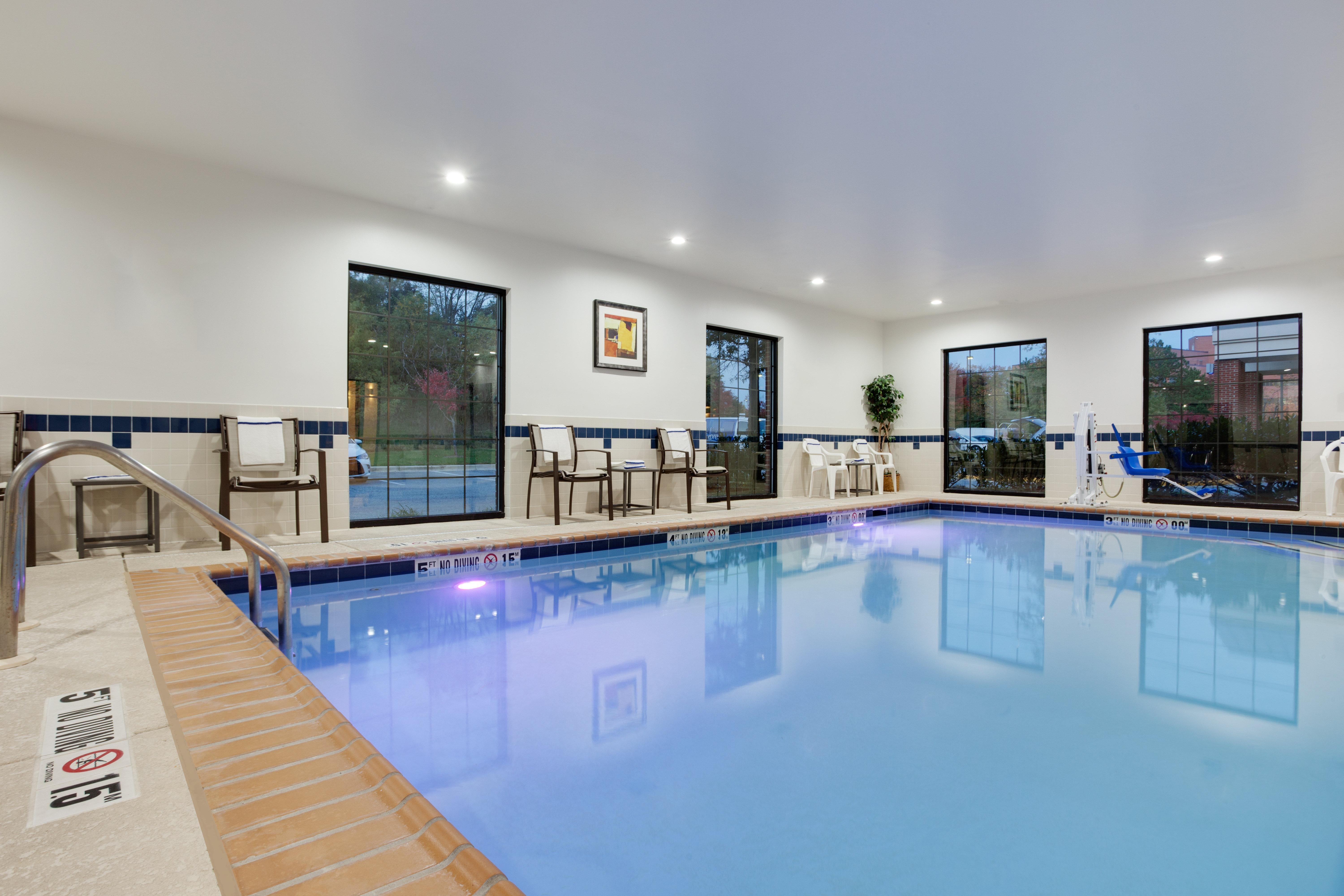 Holiday Inn Express I-95 Capitol Beltway - Largo By Ihg Eksteriør billede