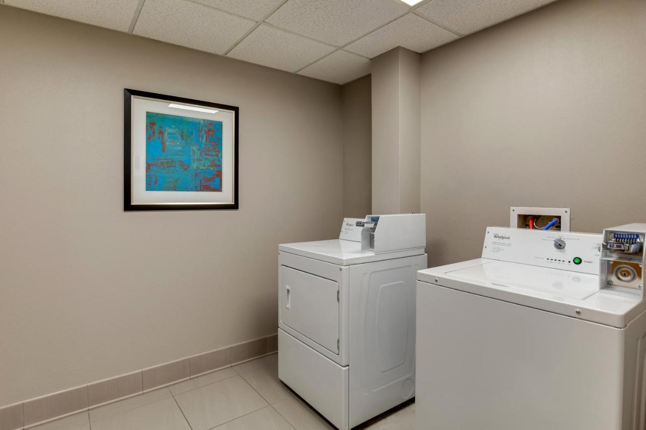 Holiday Inn Express I-95 Capitol Beltway - Largo By Ihg Eksteriør billede